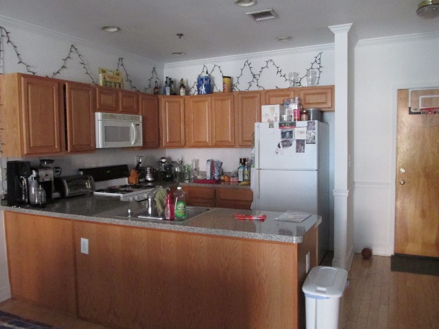 INCREDIBLE PRICING FOR THREE BED - TWO BATH! SALE PENDING! - 501 Ninth Street, Hoboken, New Jersey
